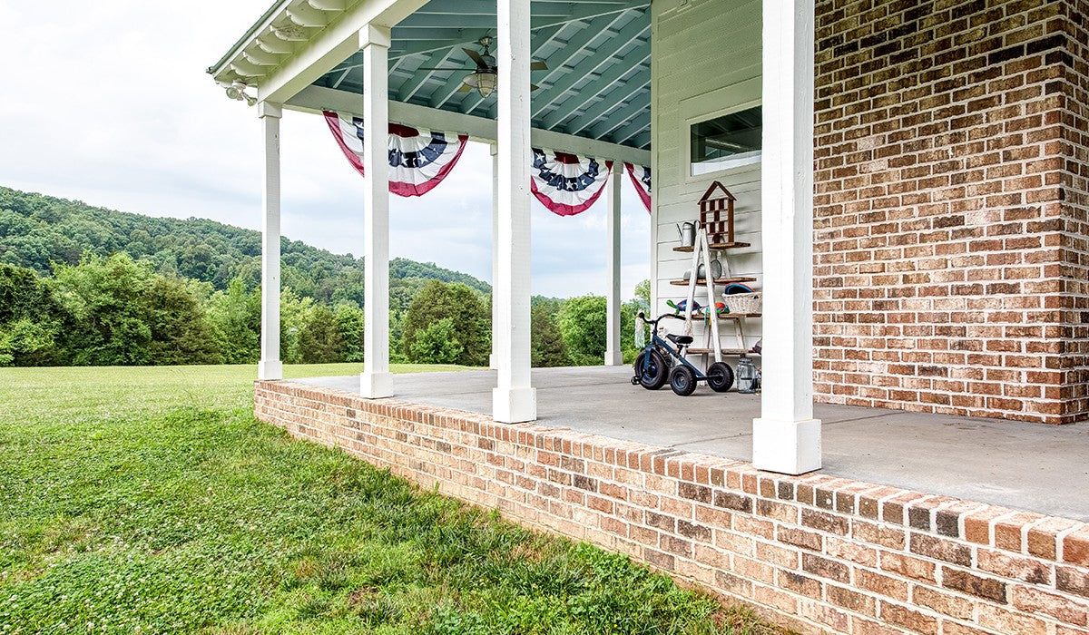 Oakton Queen Brick - Triangle Brick